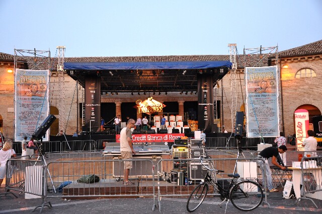 min 2009 08 22 senigallia village 100